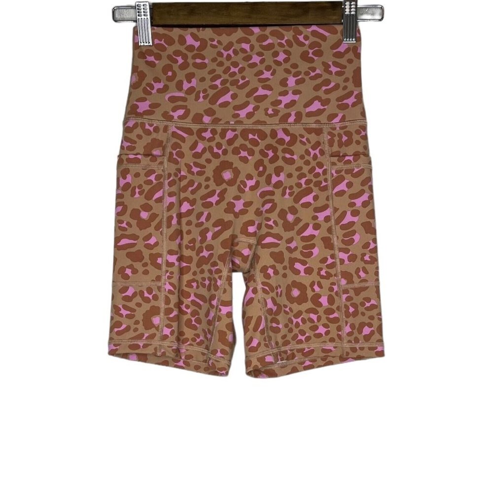 Offline by Aerie Goals High Rise Leopard Print Bike Pocket Shorts Size Small
